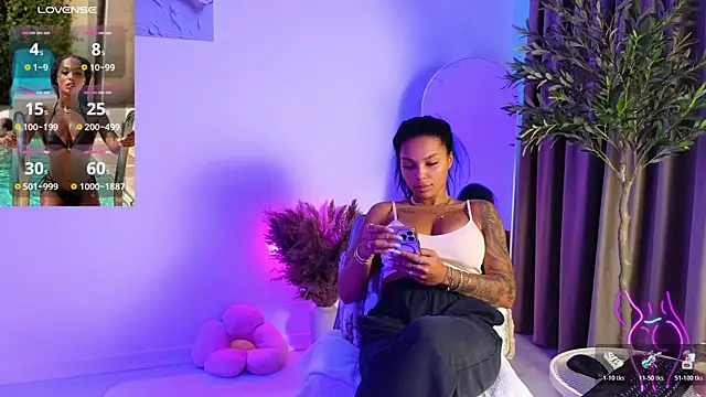 KimiBrown online show from February 2026 07:01:02 AM