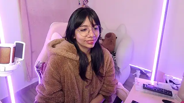 Nami usagi online show from September 2025 04:18:02 PM