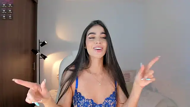 Snapshot of RebeccaBaxter chatting on March 2026 01:38:01 AM RebeccaBaxter online show from March 2026 01:38:01 AM