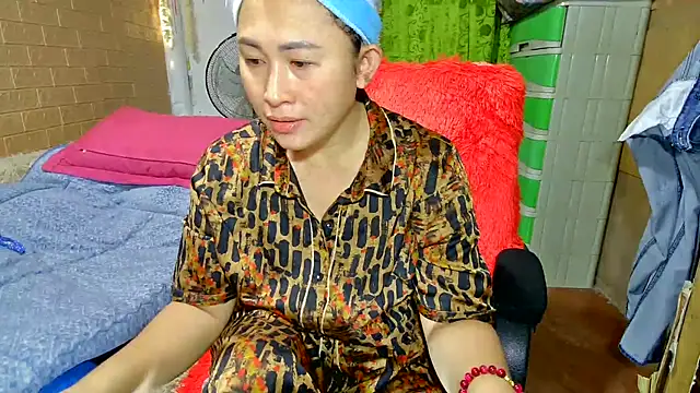 Snapshot of M_e_c_e_l chatting on January 2025 11:55:02 PM M e c e l online show from January 2025 11:55:02 PM