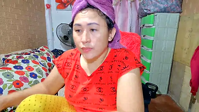 Snapshot of M_e_c_e_l chatting on March 2025 10:46:01 AM M e c e l online show from March 2025 10:46:01 AM