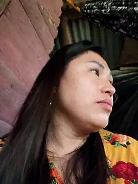 Snapshot of M_e_c_e_l chatting on September 2025 08:27:01 AM M e c e l online show from September 2025 08:27:01 AM