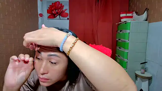 Snapshot of M_e_c_e_l chatting on November 2025 11:34:02 AM M e c e l online show from November 2025 11:34:02 AM