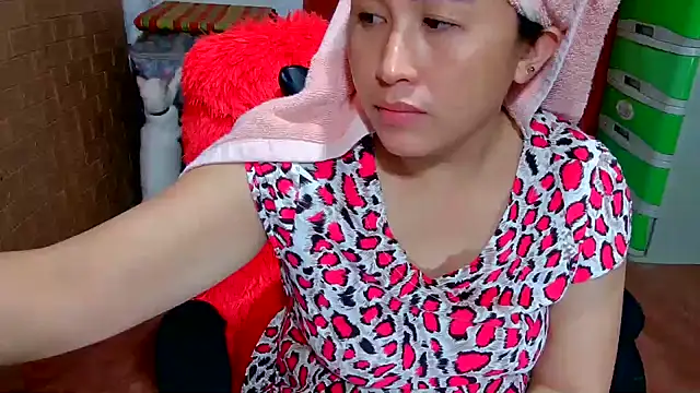 Snapshot of M_e_c_e_l chatting on November 2025 11:55:02 AM M e c e l online show from November 2025 11:55:02 AM