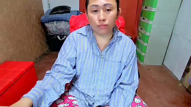 Snapshot of M_e_c_e_l chatting on December 2025 11:37:01 AM M e c e l online show from December 2025 11:37:01 AM