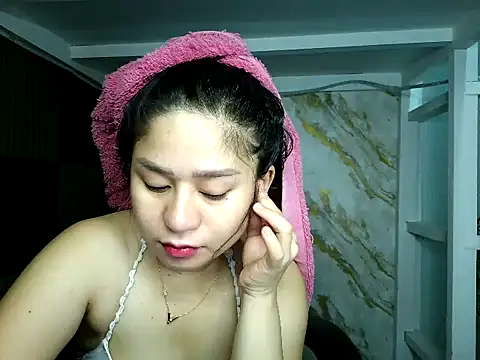 Mia 2022 online show from December 2025 08:12:02 AM