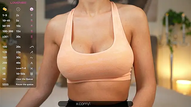 Lorettelorena online show from December 2024 08:07:02 PM