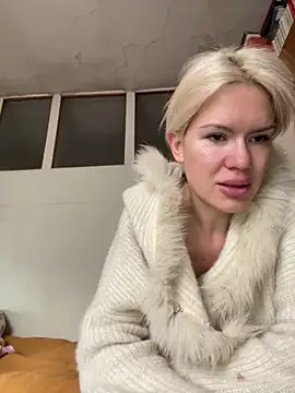 Snapshot of Keylili chatting on April 2026 06:58:01 AM Keylili online show from April 2026 06:58:01 AM