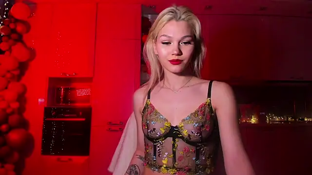 Snapshot of MyApril chatting on February 2025 01:13:01 AM MyApril online show from February 2025 01:13:01 AM