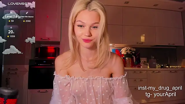 Snapshot of MyApril chatting on March 2025 04:38:02 AM MyApril online show from March 2025 04:38:02 AM