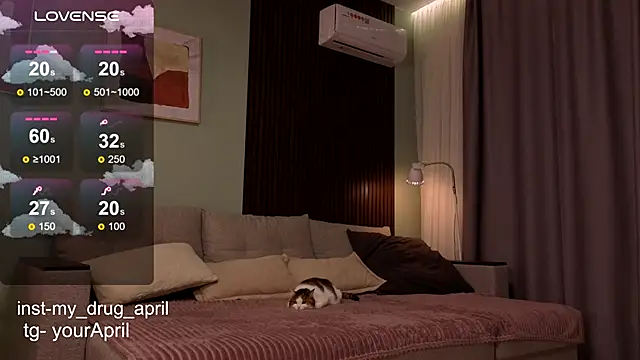 Snapshot of MyApril chatting on September 2025 12:33:02 AM MyApril online show from September 2025 12:33:02 AM