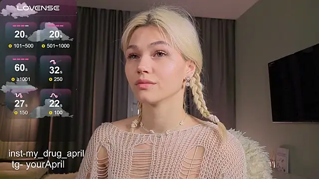 Snapshot of MyApril chatting on October 2025 03:07:01 AM MyApril online show from October 2025 03:07:01 AM