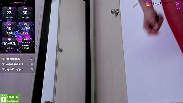 angel mouna online show from December 2025 10:15:01 PM