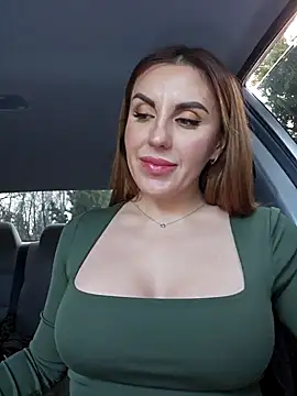 Snapshot of Kalli_Fornia chatting on December 2024 11:32:02 AM Kalli Fornia online show from December 2024 11:32:02 AM