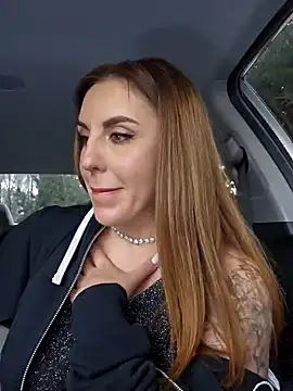 Snapshot of Kalli_Fornia chatting on January 2025 09:11:02 AM Kalli Fornia online show from January 2025 09:11:02 AM