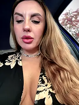 Snapshot of Kalli_Fornia chatting on October 2025 08:26:02 AM Kalli Fornia online show from October 2025 08:26:02 AM