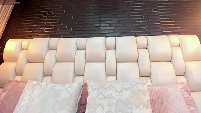 Salo Heaven online show from February 2026 01:48:02 PM