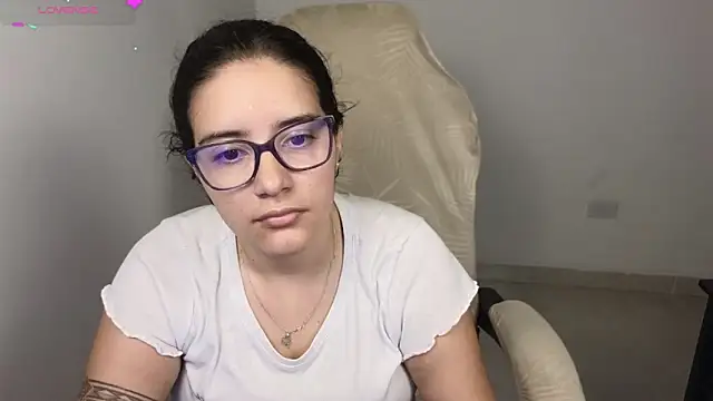 Snapshot of blue__moon_ chatting on November 2025 03:39:02 AM blue moon online show from November 2025 03:39:02 AM