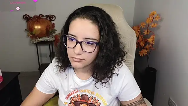 Snapshot of blue__moon_ chatting on November 2025 06:49:01 AM blue moon online show from November 2025 06:49:01 AM