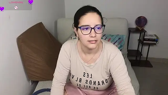 blue  moon  online show from January 2026 04:40:01 AM