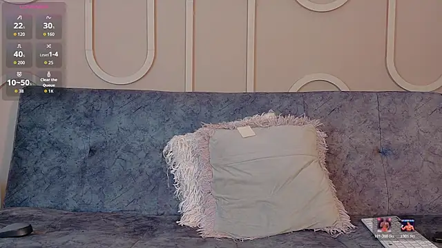 Snapshot of Sweet_Alessandre chatting on July 2026 01:18:01 PM Sweet Alessandre online show from July 2026 01:18:01 PM