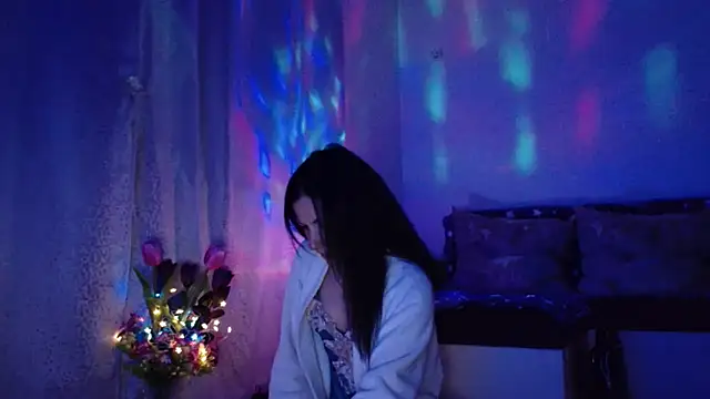 Snapshot of ElysaSun chatting on February 2025 12:19:02 AM ElysaSun online show from February 2025 12:19:02 AM