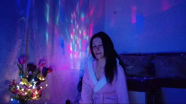 Snapshot of ElysaSun chatting on February 2025 12:25:01 AM ElysaSun online show from February 2025 12:25:01 AM