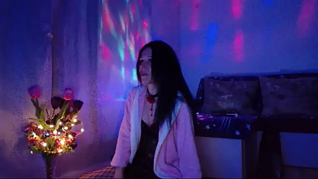 Snapshot of ElysaSun chatting on February 2025 12:09:01 AM ElysaSun online show from February 2025 12:09:01 AM