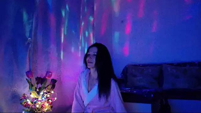 Snapshot of ElysaSun chatting on February 2025 09:36:01 PM ElysaSun online show from February 2025 09:36:01 PM