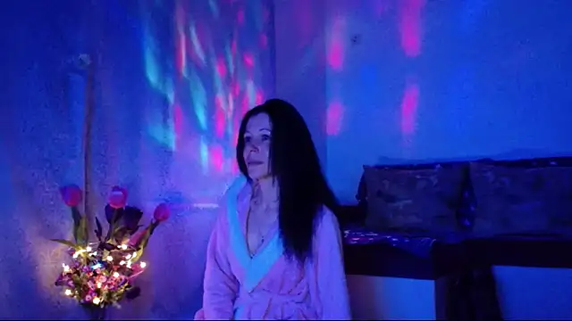 Snapshot of ElysaSun chatting on March 2025 11:31:01 PM ElysaSun online show from March 2025 11:31:01 PM