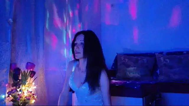 Snapshot of ElysaSun chatting on March 2025 08:11:01 PM ElysaSun online show from March 2025 08:11:01 PM