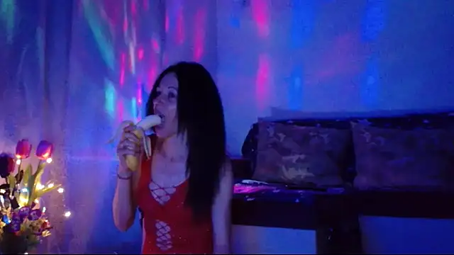 Snapshot of ElysaSun chatting on March 2025 09:10:02 PM ElysaSun online show from March 2025 09:10:02 PM