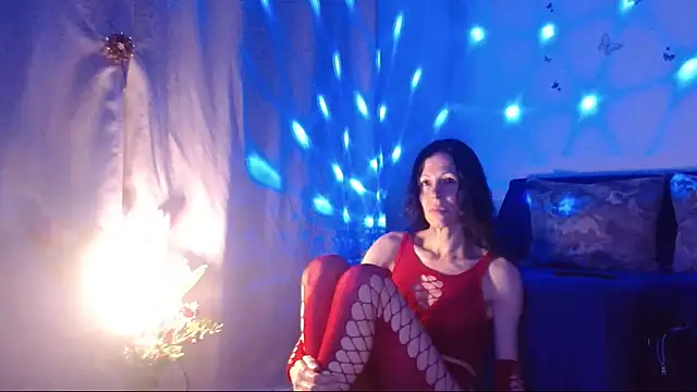 Snapshot of ElysaSun chatting on November 2025 07:26:02 PM ElysaSun online show from November 2025 07:26:02 PM