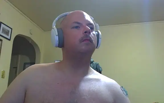 Snapshot of fuckmechuck chatting on September 2025 05:51:01 AM fuckmechuck online show from September 2025 05:51:01 AM