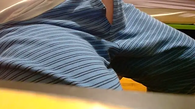 Snapshot of fuckmechuck chatting on October 2025 11:10:01 AM fuckmechuck online show from October 2025 11:10:01 AM