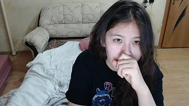 Snapshot of Riz_girl chatting on March 2026 06:44:02 PM Riz girl online show from March 2026 06:44:02 PM