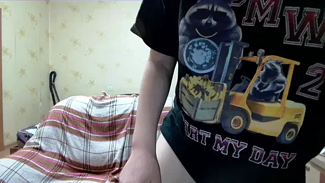 Snapshot of Riz_girl chatting on April 2026 01:05:02 PM Riz girl online show from April 2026 01:05:02 PM