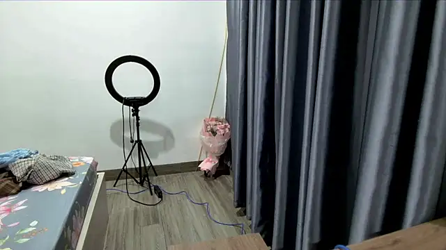 Riz girl online show from July 2026 02:01:02 PM