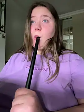 remirann  online show from January 2025 06:41:02 PM