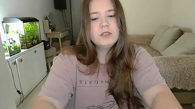 remirann  online show from February 2025 12:14:02 PM