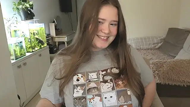 remirann  online show from November 2025 12:26:01 PM