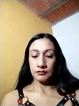 Snapshot of kendrasub chatting on January 2026 05:01:02 AM kendrasub online show from January 2026 05:01:02 AM