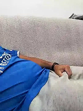 juandi21cm online show from February 2026 06:29:02 PM