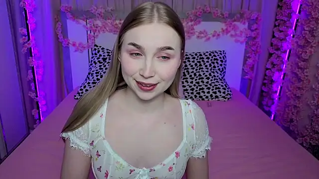 LilyStarlight online show from April 2026 03:54:02 AM