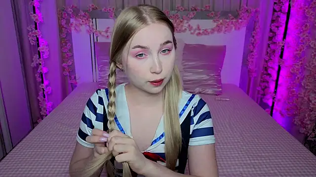 LilyStarlight online show from July 2026 03:45:01 AM