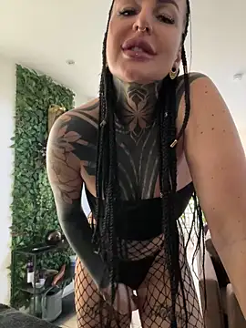 Snapshot of InkedBiitch chatting on March 2026 07:33:02 AM InkedBiitch online show from March 2026 07:33:02 AM