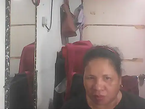 hotwet mama4uxx online show from January 2026 01:37:02 PM