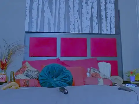 MissParis26 online show from November 2025 08:53:01 PM