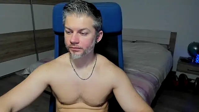 RobbyShawz online show from February 2025 10:57:01 AM