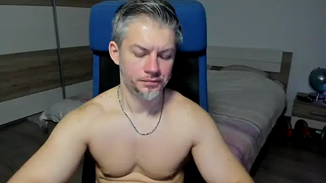 RobbyShawz online show from February 2025 11:21:02 AM